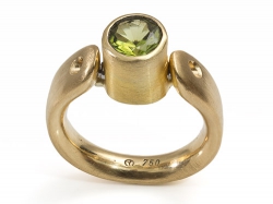 Edelstein-Einsatz für Tipit S, Peridot-facettiert in 750er Gold auf Goldring