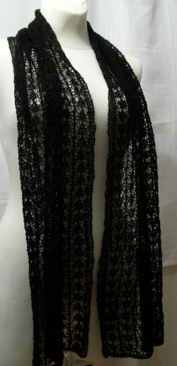 Lace-Schal aus 100% Merino-Wolle