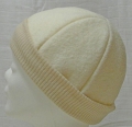 Mütze, aus 100% Wolle, mit Strickrand, wollweiss