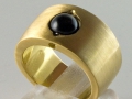 Bandring, kompatibel zu Charlotte 21, 750er Gold; mit Onyxkugel 