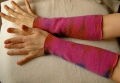 Stulpen für die Arme aus 100% MERINO-Wolle, Farbe: pink-blau